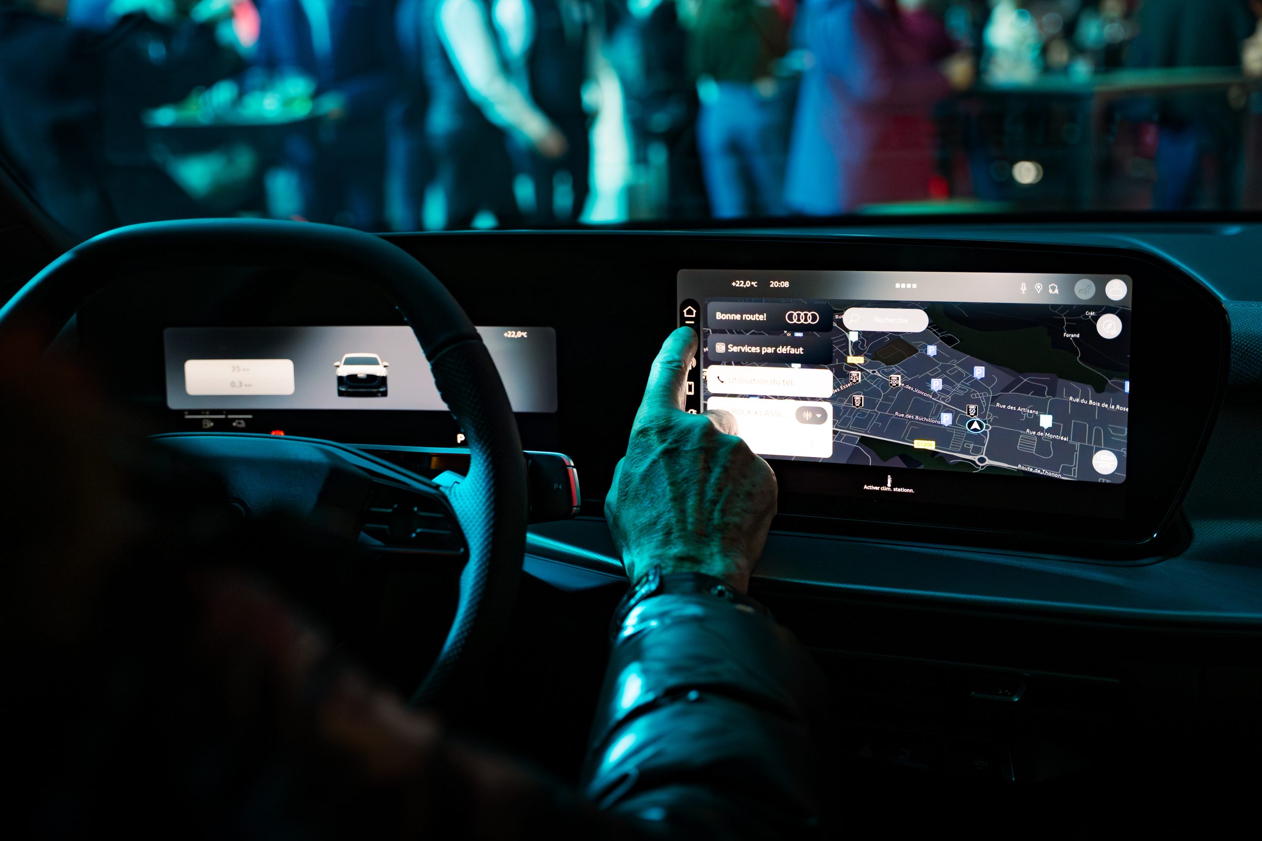 Interieur Client Showroom Voiture Inauguration Audi Q3 Annemasse Groupe Jeanlain Lcphotographie Scaled