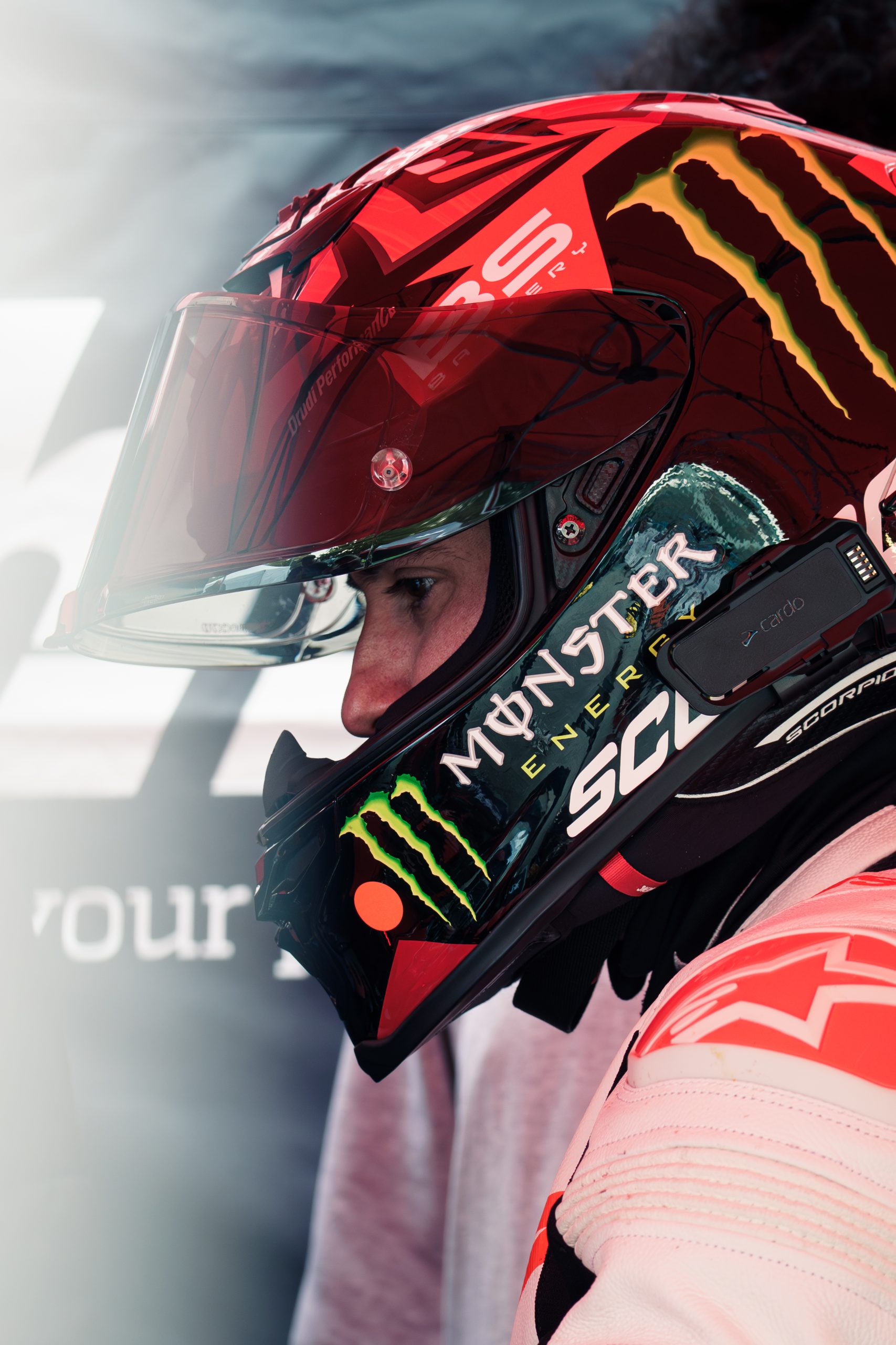 Regard Casque Scorpion Intercom Cardo Ducati Mortard Moto Course De Cote Verbois Suisse Scaled