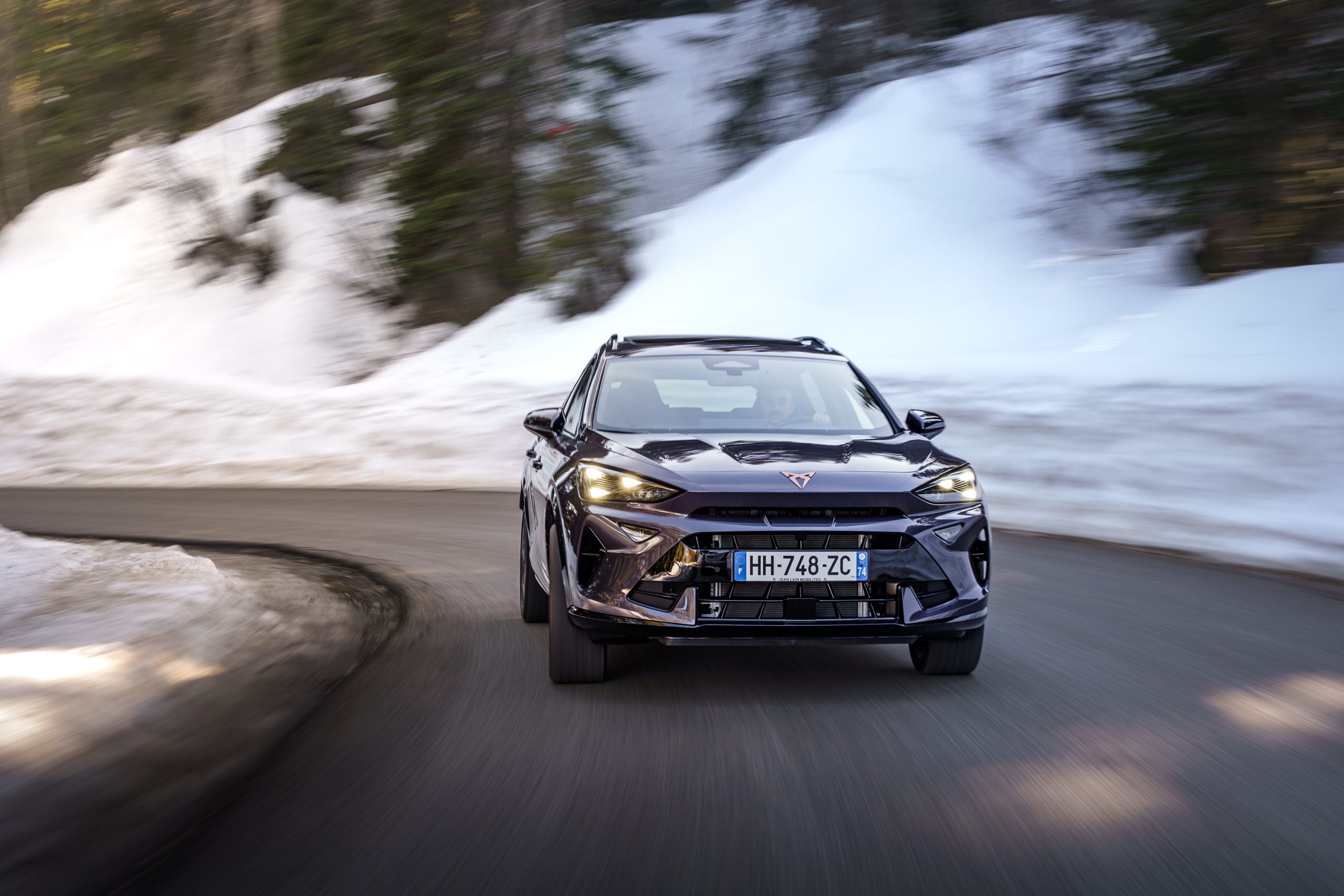 Rolling Shot Neigecupra Formentor Annecy Photographie Semnoz Scaled